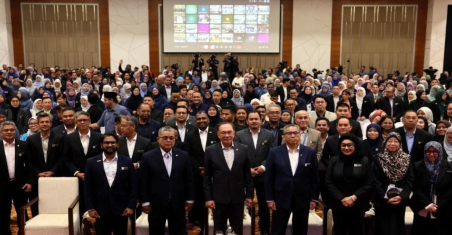 Aktiviti Ternakan Babi Tidak Wajar Diteruskan Di Kawasan Cetus Kegelisahan Penduduk - Anwar