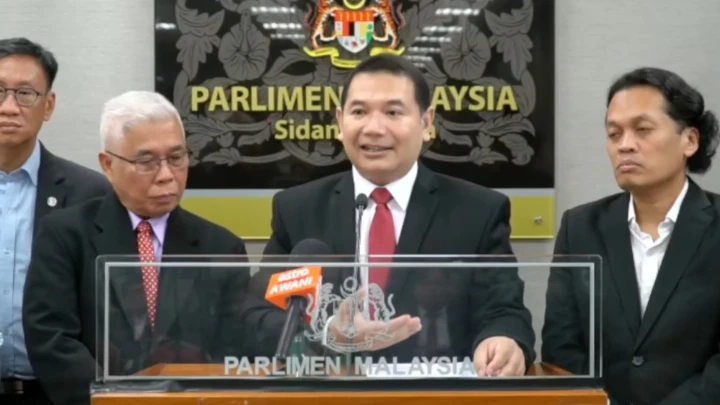 PKR Desak Semak RUU Pisahkan Peranan