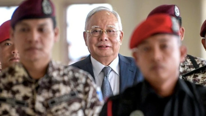 pembelaan najib