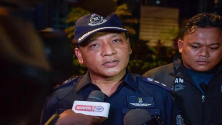 Inspektor rempuh polis trafik