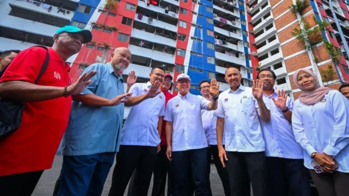 KPKT