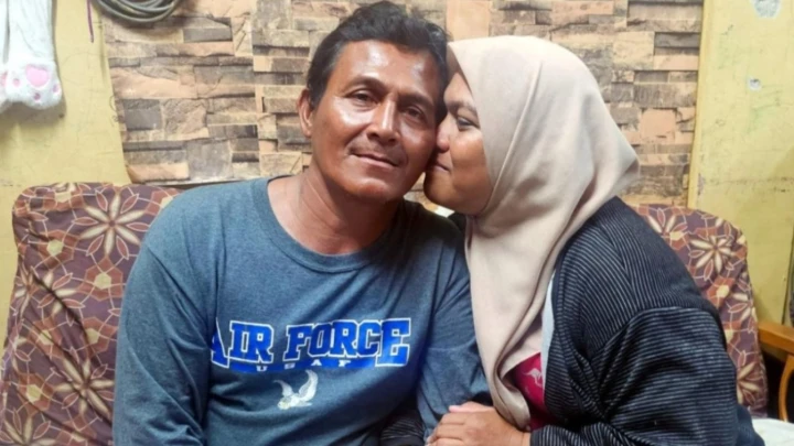 Nelayan Terapung 11 Jam Di Laut