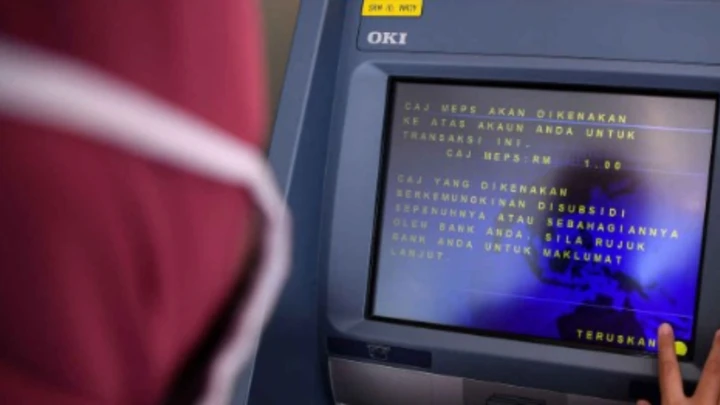 Caj RM1 Di ATM, SRM Mansuh