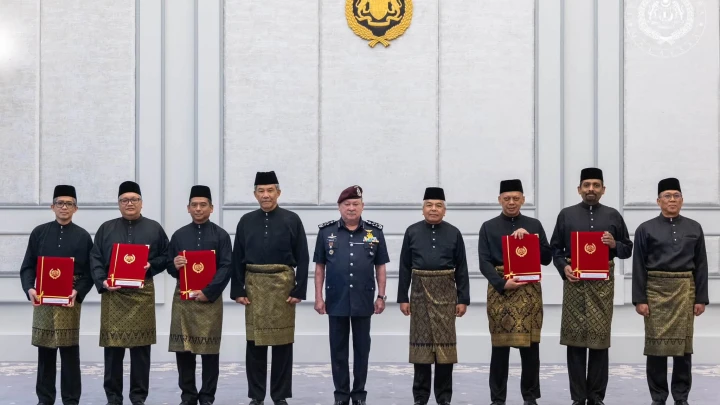 AGONG