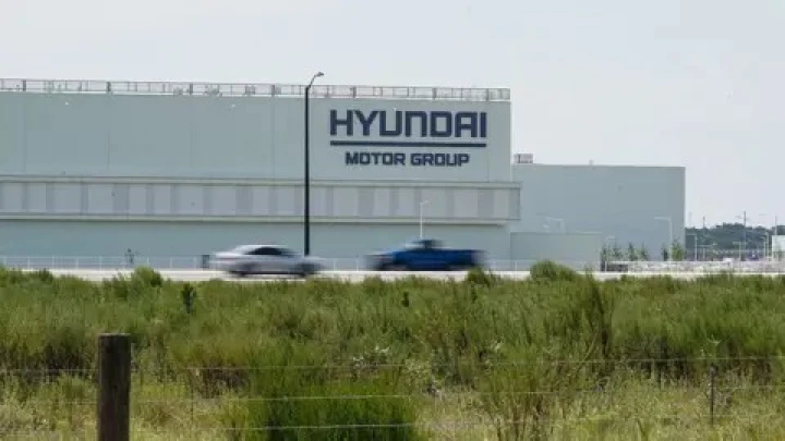 HYUNDAI
