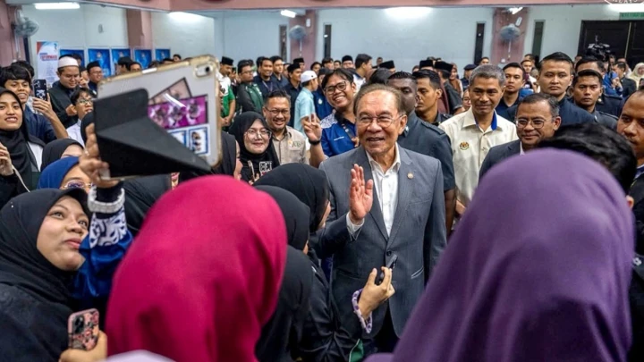 PM Mohon Maaf