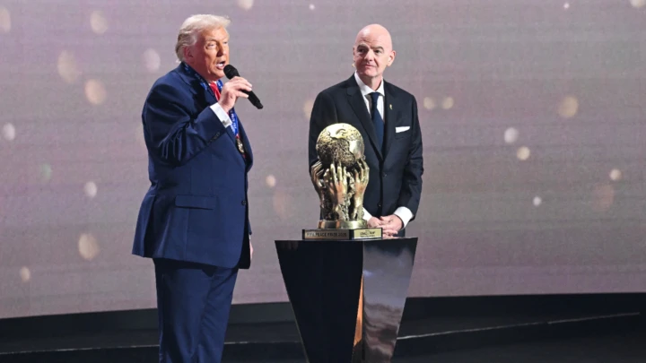TRUMP FIFA KAD MERAH