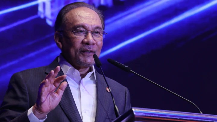 Permohonan Maaf Anwar