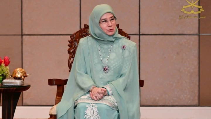 Tunku Azizah