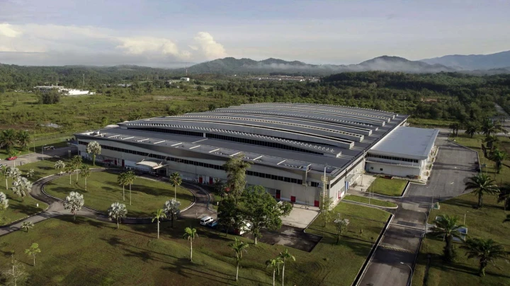 PROTON JADI HAB GEELY