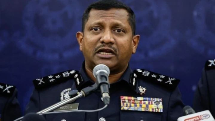 Remaja Malaysia Ditahan Di Hong Kong