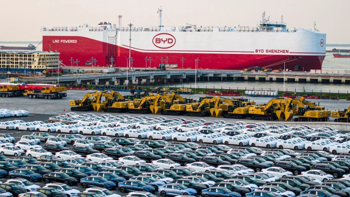 China pengeksport kereta