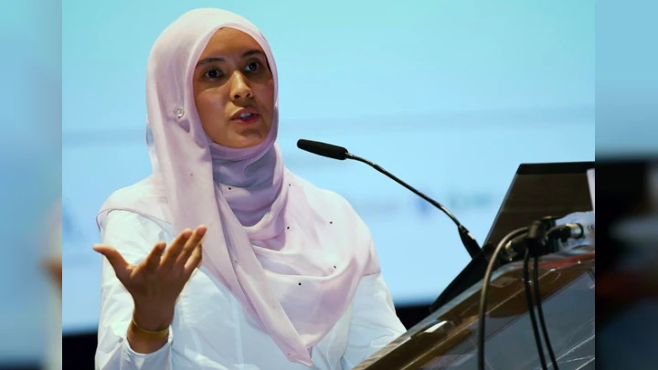Nurul Izzah Tumpu Pengajian