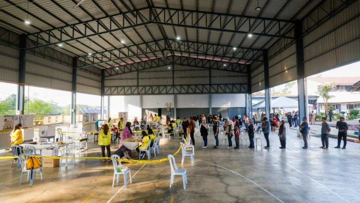 401 Pusat Undi Ditutup