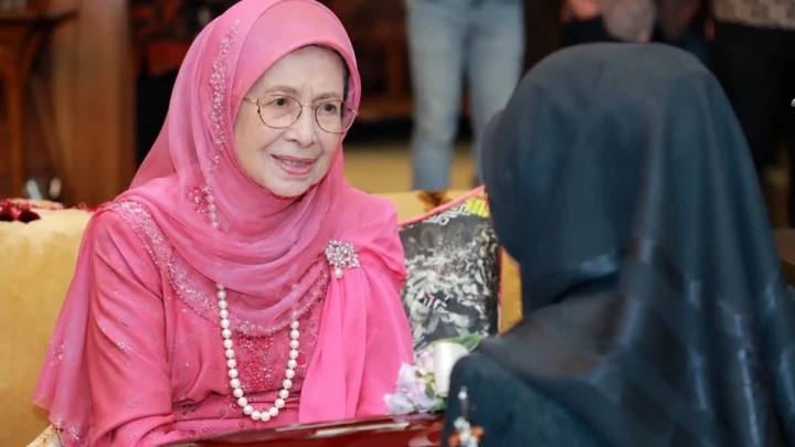 Sebak kenang pemergian Tun Dr Siti Hasmah